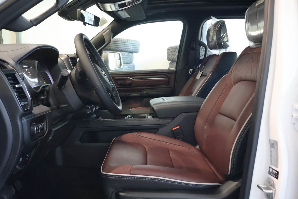 2026 Ram 1500 LIMITED in Terrebonne, Quebec - 8 - w1024h768px