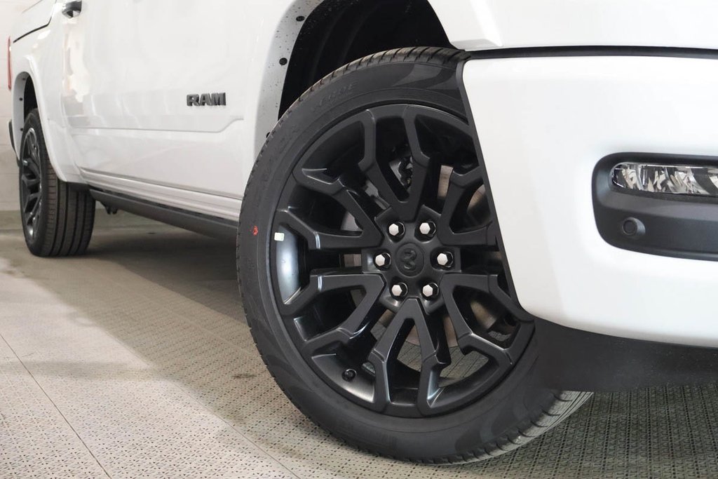 2026 Ram 1500 LIMITED in Terrebonne, Quebec - 7 - w1024h768px