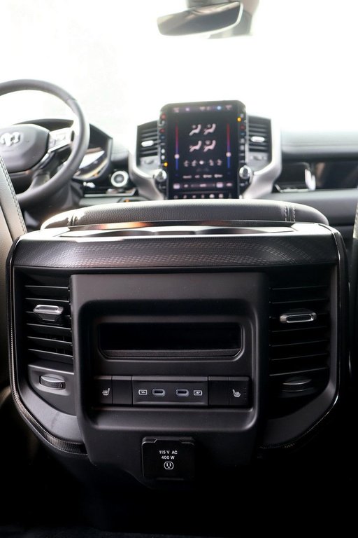 2026 Ram 1500 SPORT in Terrebonne, Quebec - 22 - w1024h768px