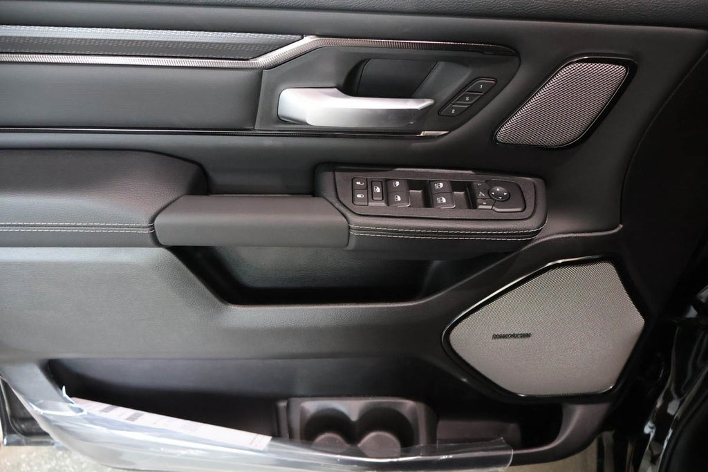 2026 Ram 1500 SPORT in Terrebonne, Quebec - 19 - w1024h768px