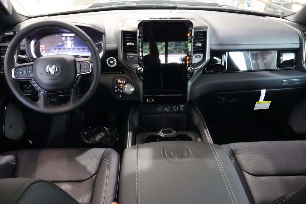 2026 Ram 1500 SPORT in Terrebonne, Quebec - 11 - w1024h768px