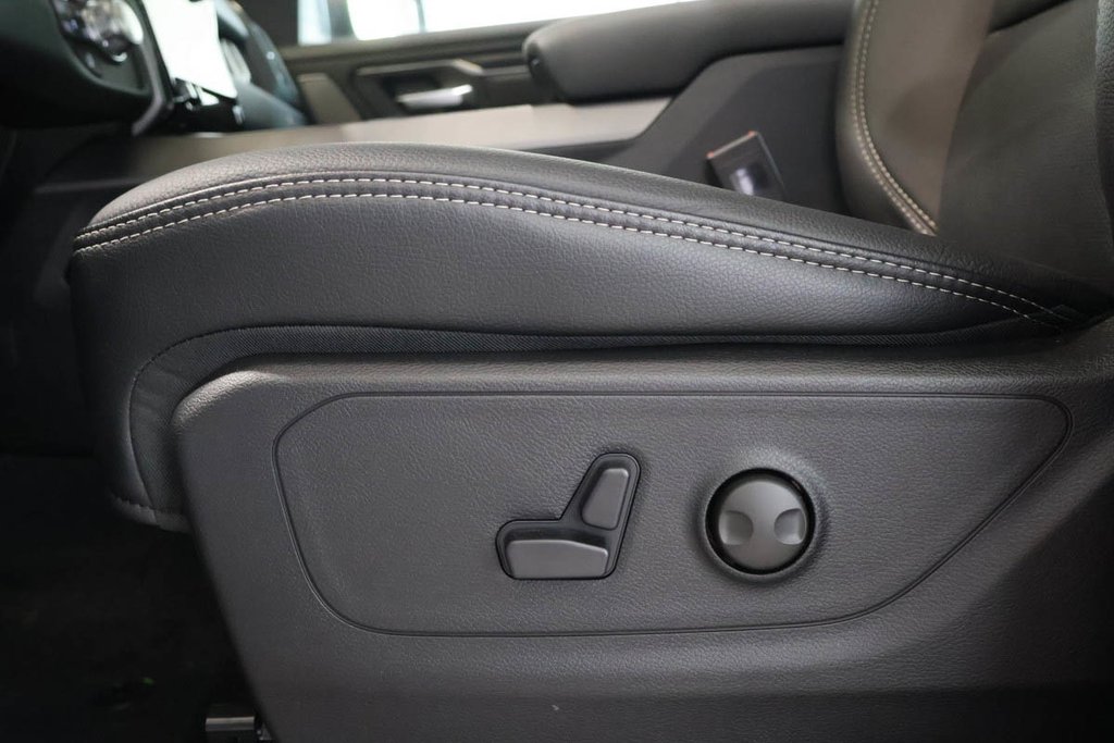 2026 Ram 1500 SPORT in Terrebonne, Quebec - 10 - w1024h768px