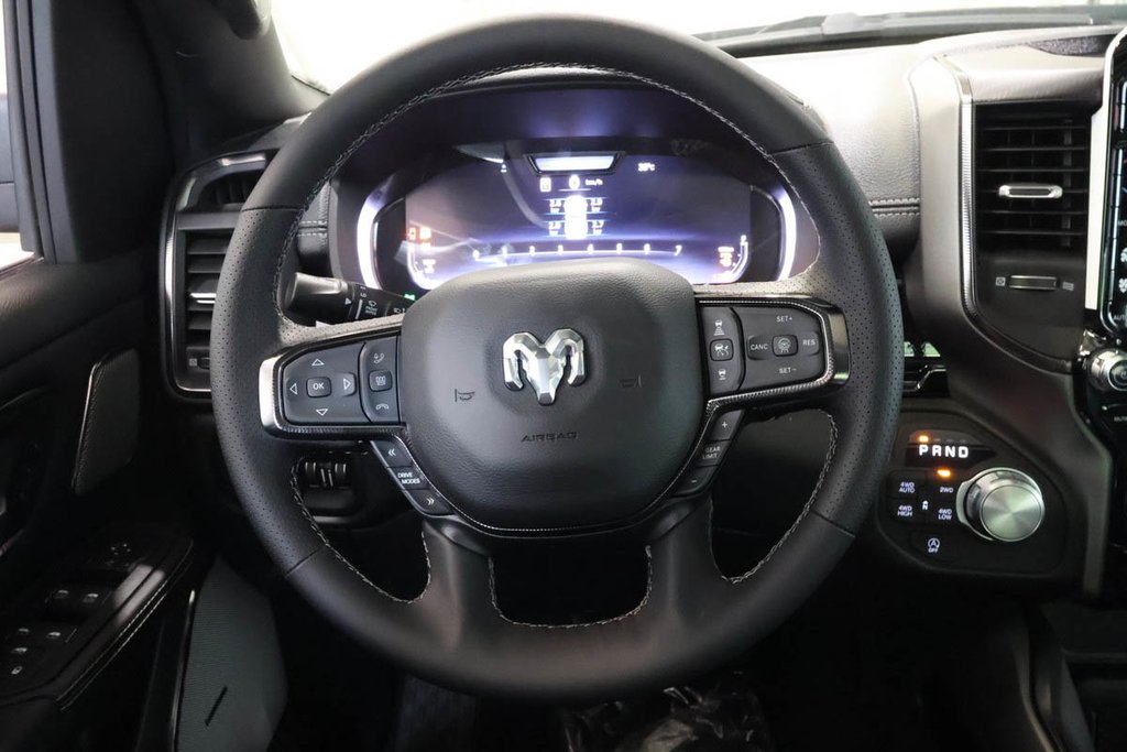 2026 Ram 1500 SPORT in Terrebonne, Quebec - 12 - w1024h768px
