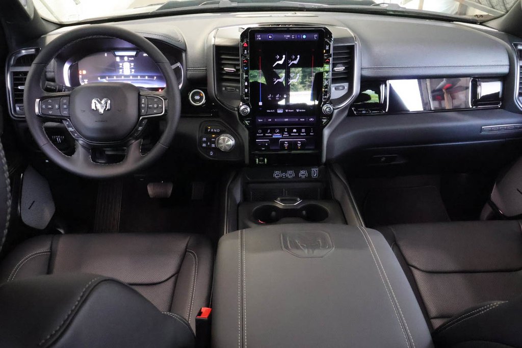 Ram 1500 SPORT 2026 à Terrebonne, Québec - 11 - w1024h768px