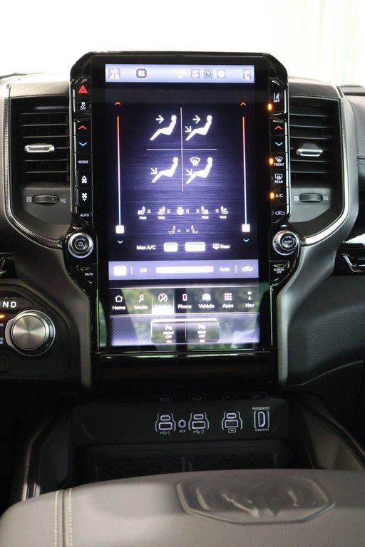 2026 Ram 1500 SPORT in Terrebonne, Quebec - 17 - w1024h768px