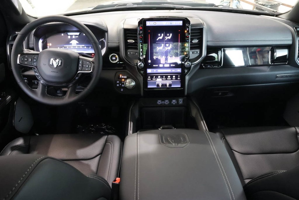2026 Ram 1500 SPORT in Terrebonne, Quebec - 11 - w1024h768px