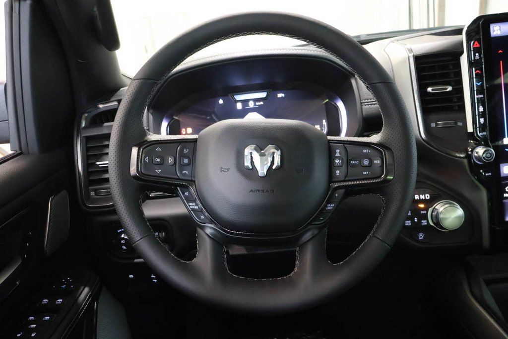 2026 Ram 1500 SPORT in Terrebonne, Quebec - 12 - w1024h768px