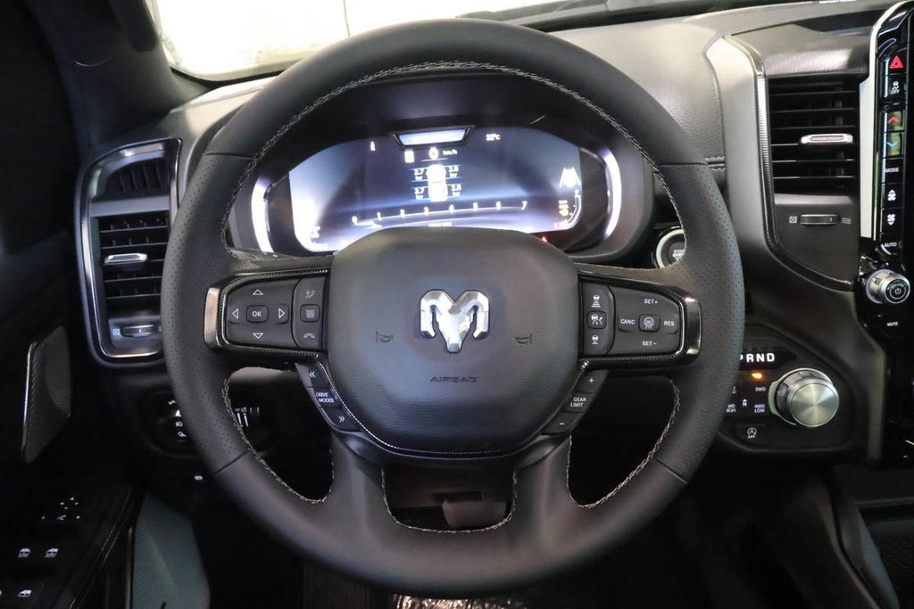 2026 Ram 1500 SPORT in Terrebonne, Quebec - 12 - w1024h768px