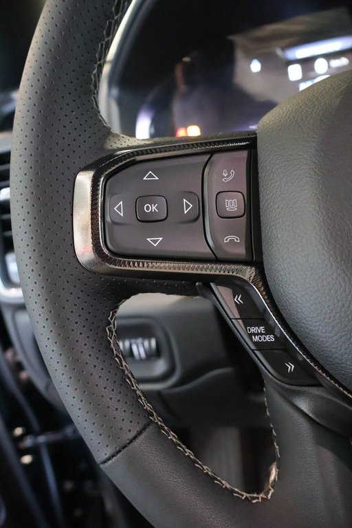 2026 Ram 1500 SPORT in Terrebonne, Quebec - 13 - w1024h768px