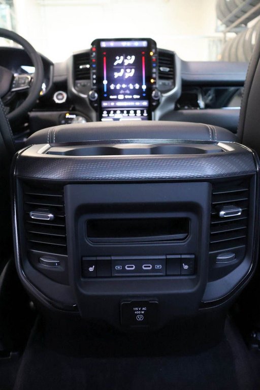 2026 Ram 1500 SPORT in Terrebonne, Quebec - 24 - w1024h768px