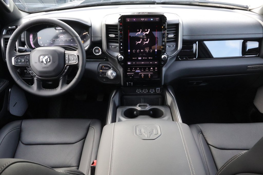 2026 Ram 1500 SPORT in Terrebonne, Quebec - 9 - w1024h768px