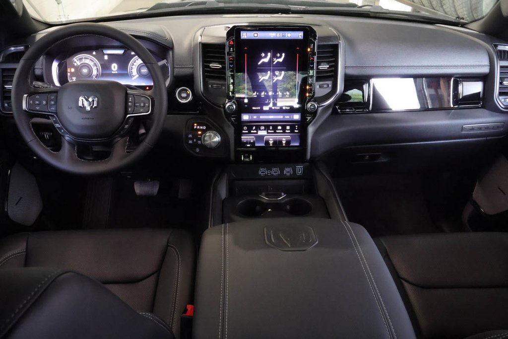 2026 Ram 1500 SPORT in Terrebonne, Quebec - 10 - w1024h768px