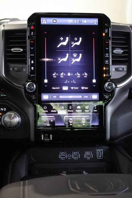 2026 Ram 1500 SPORT in Terrebonne, Quebec - 16 - w1024h768px