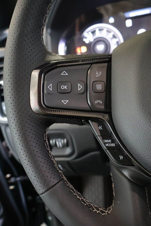 2026 Ram 1500 SPORT in Terrebonne, Quebec - 12 - w1024h768px