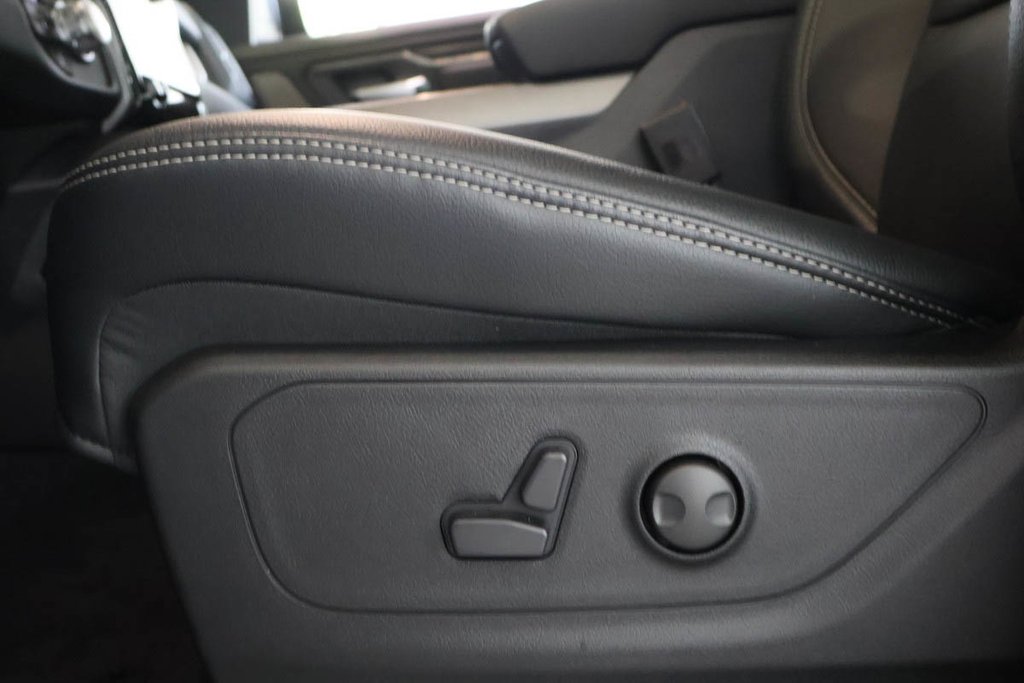 2026 Ram 1500 SPORT in Terrebonne, Quebec - 9 - w1024h768px