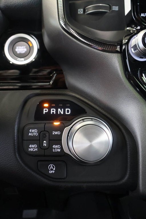 2026 Ram 1500 SPORT in Terrebonne, Quebec - 15 - w1024h768px