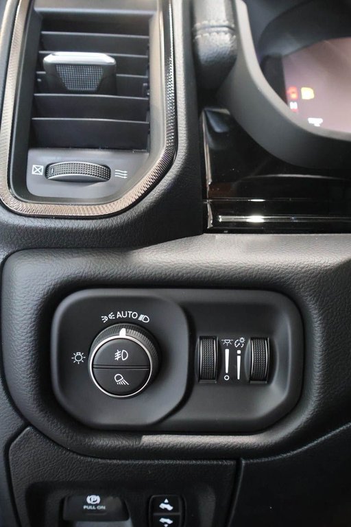 2026 Ram 1500 SPORT in Terrebonne, Quebec - 20 - w1024h768px