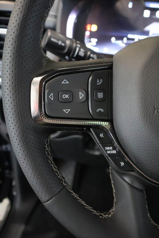 2026 Ram 1500 SPORT in Terrebonne, Quebec - 12 - w1024h768px