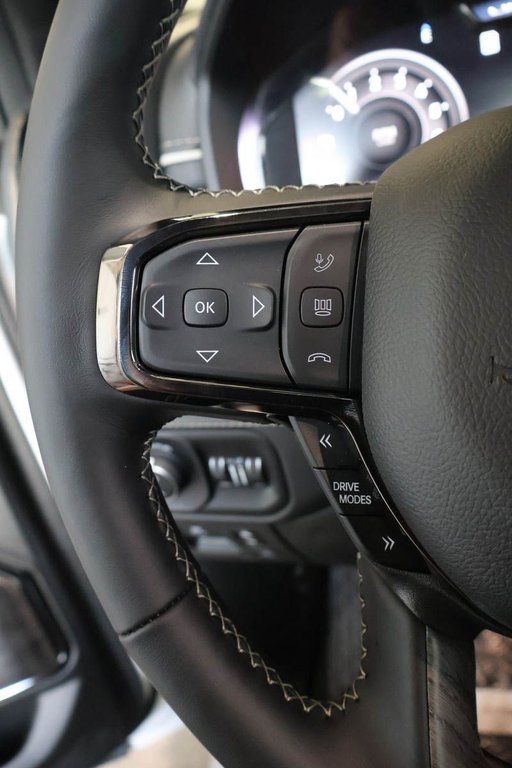 Ram 1500 LIMITED 2026 à Terrebonne, Québec - 13 - w1024h768px