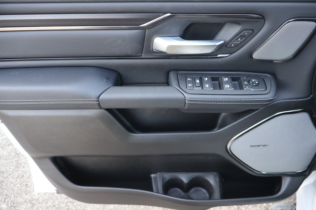 2026 Ram 1500 SPORT in Terrebonne, Quebec - 19 - w1024h768px
