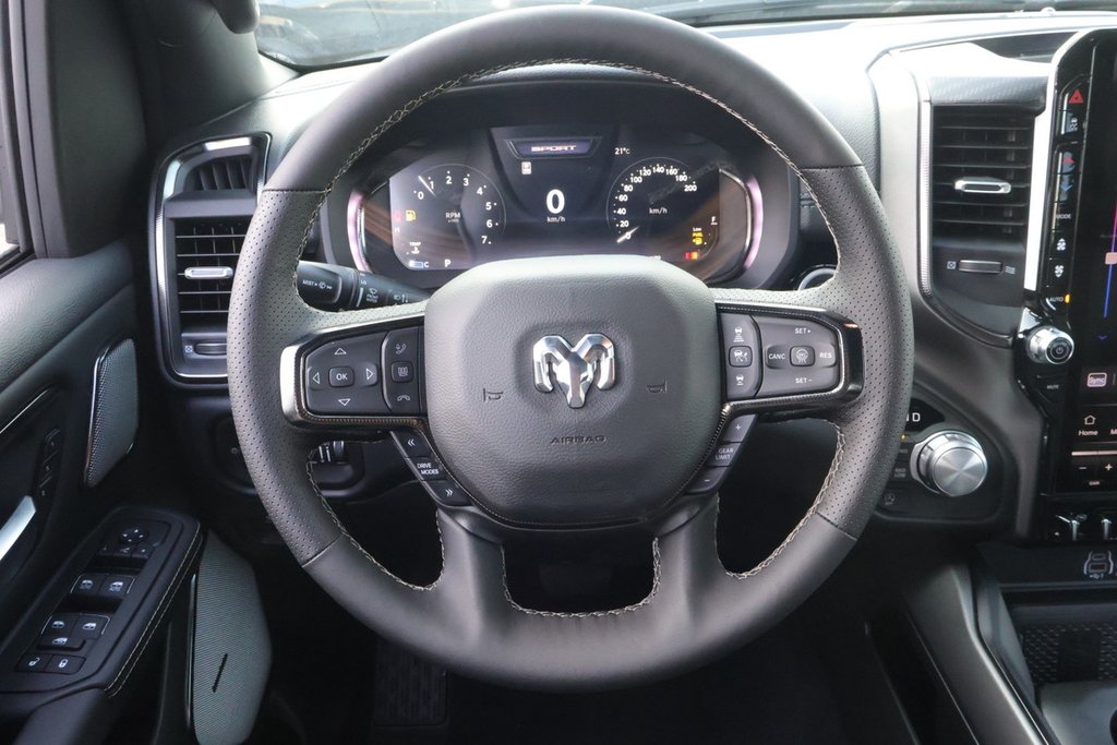 2026 Ram 1500 SPORT in Terrebonne, Quebec - 10 - w1024h768px