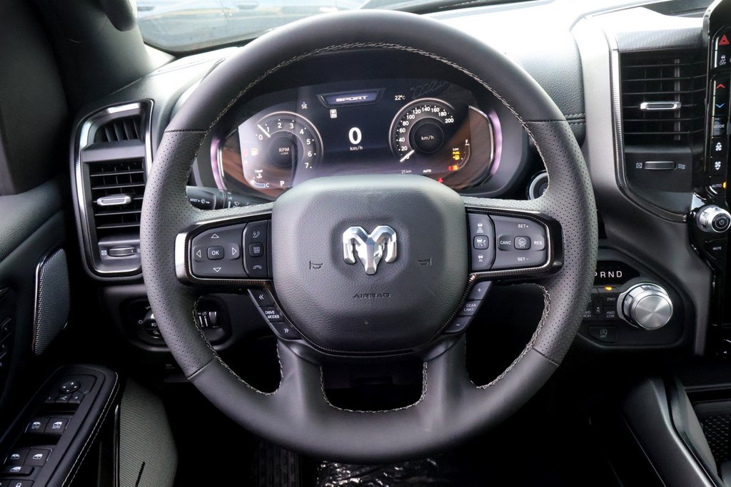 2026 Ram 1500 SPORT in Terrebonne, Quebec - 10 - w1024h768px