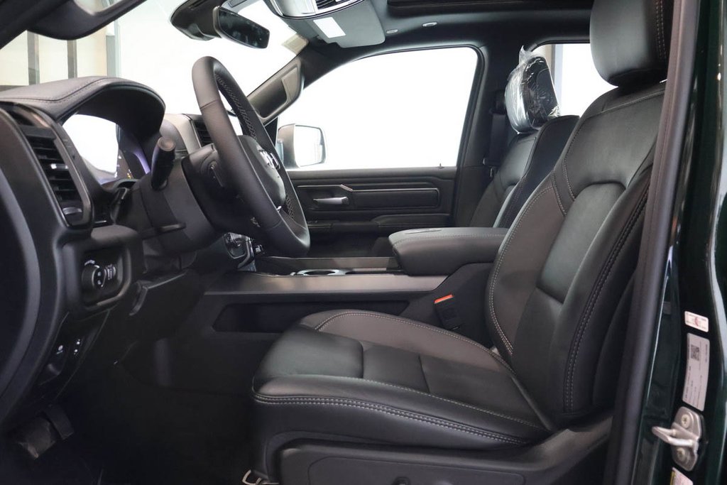2026 Ram 1500 SPORT in Terrebonne, Quebec - 8 - w1024h768px