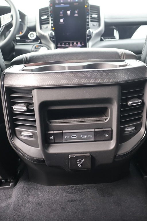 2026 Ram 1500 SPORT in Terrebonne, Quebec - 22 - w1024h768px