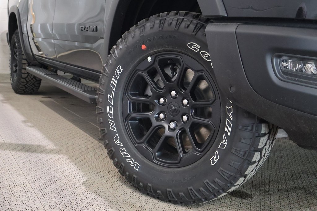 2026 Ram 1500 REBEL in Terrebonne, Quebec - 7 - w1024h768px