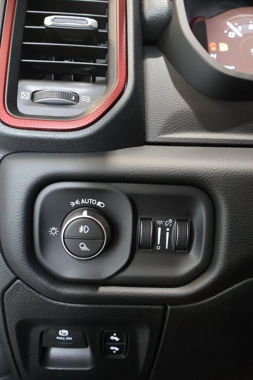 2026 Ram 1500 REBEL in Terrebonne, Quebec - 19 - w1024h768px