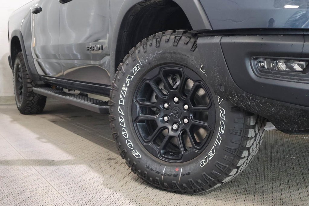 2026 Ram 1500 REBEL in Terrebonne, Quebec - 7 - w1024h768px