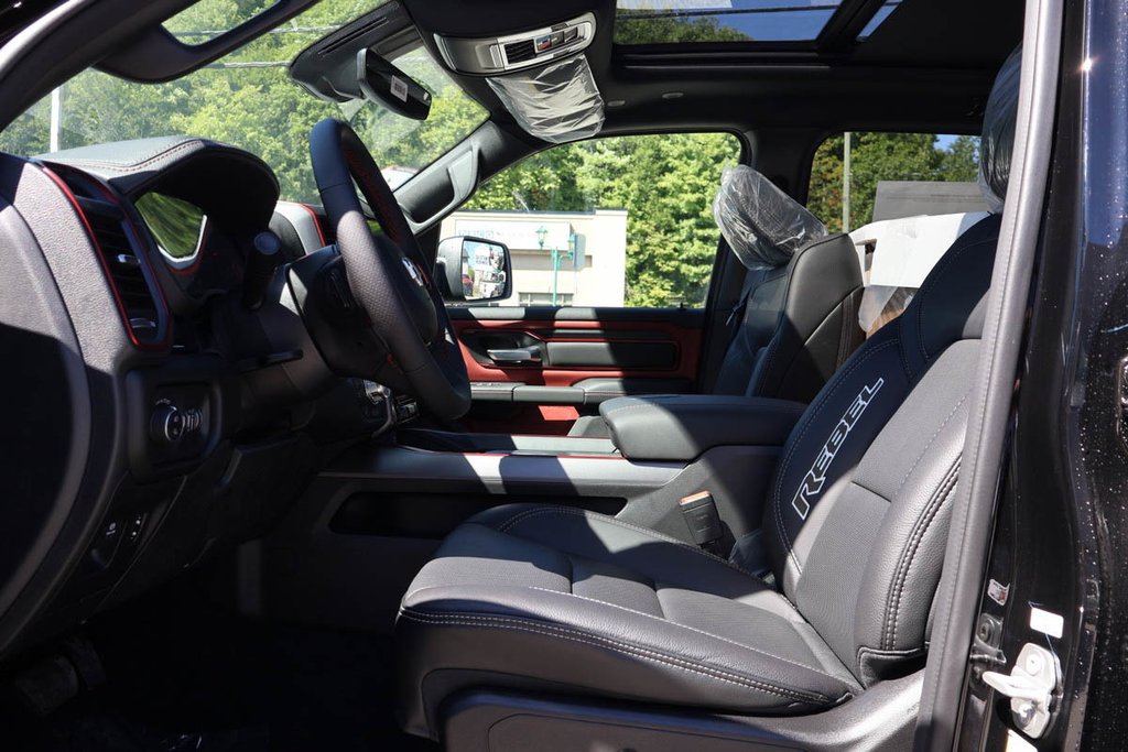 Ram 1500 REBEL 2026 à Terrebonne, Québec - 7 - w1024h768px