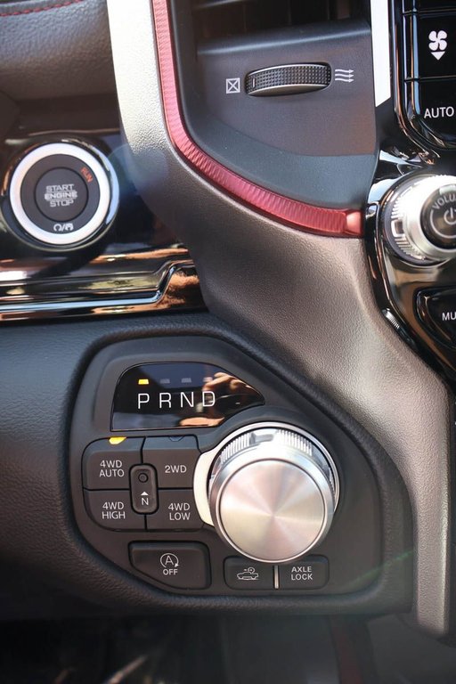 Ram 1500 REBEL 2026 à Terrebonne, Québec - 15 - w1024h768px
