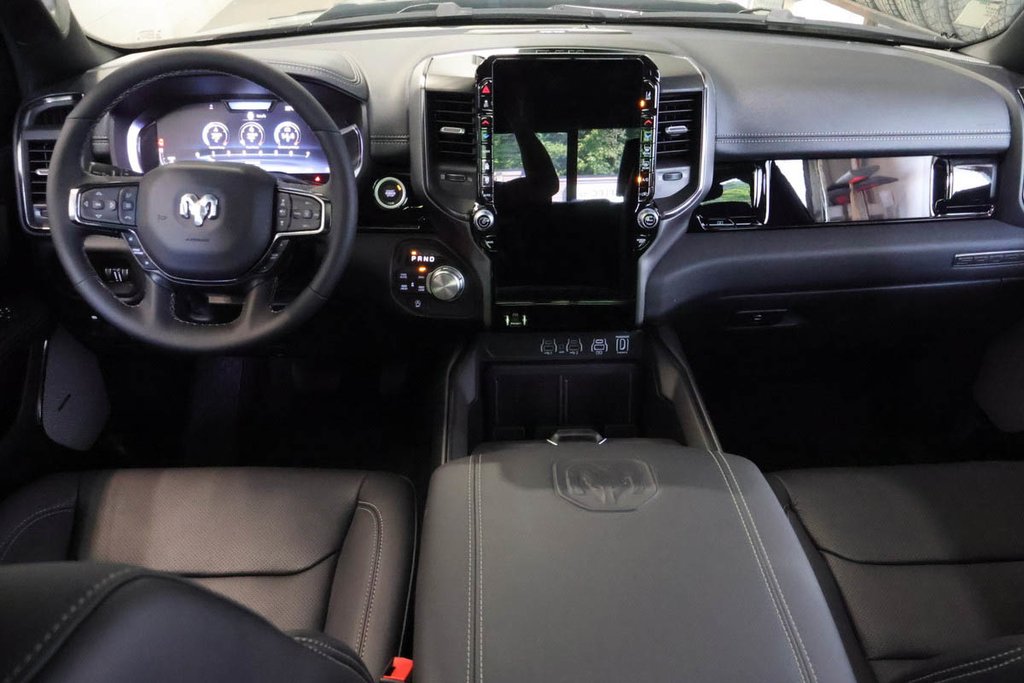 2026 Ram 1500 SPORT in Terrebonne, Quebec - 11 - w1024h768px