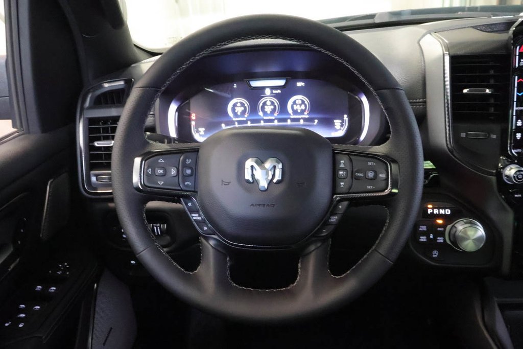 2026 Ram 1500 SPORT in Terrebonne, Quebec - 12 - w1024h768px