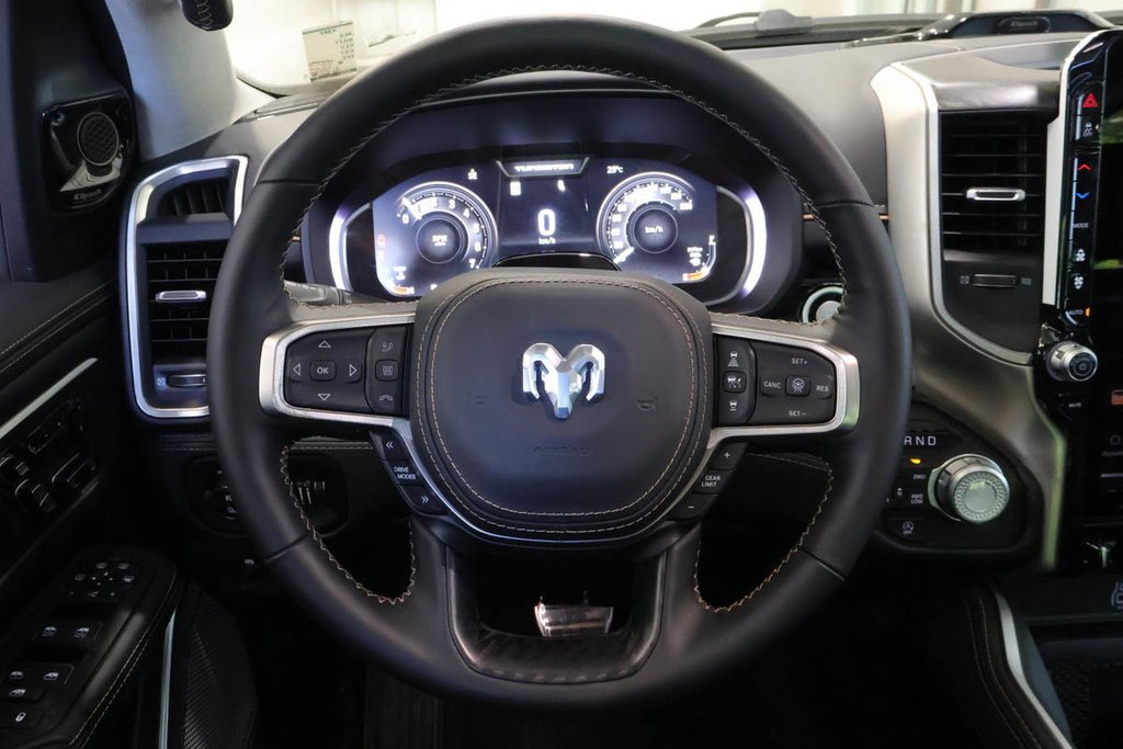 2026 Ram 1500 TUNGSTEN in Terrebonne, Quebec - 12 - w1024h768px