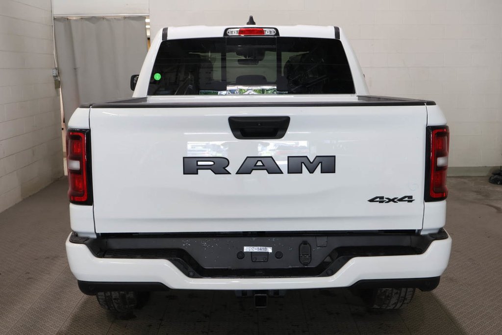 2026 Ram 1500 EXPRESS in Terrebonne, Quebec - 5 - w1024h768px