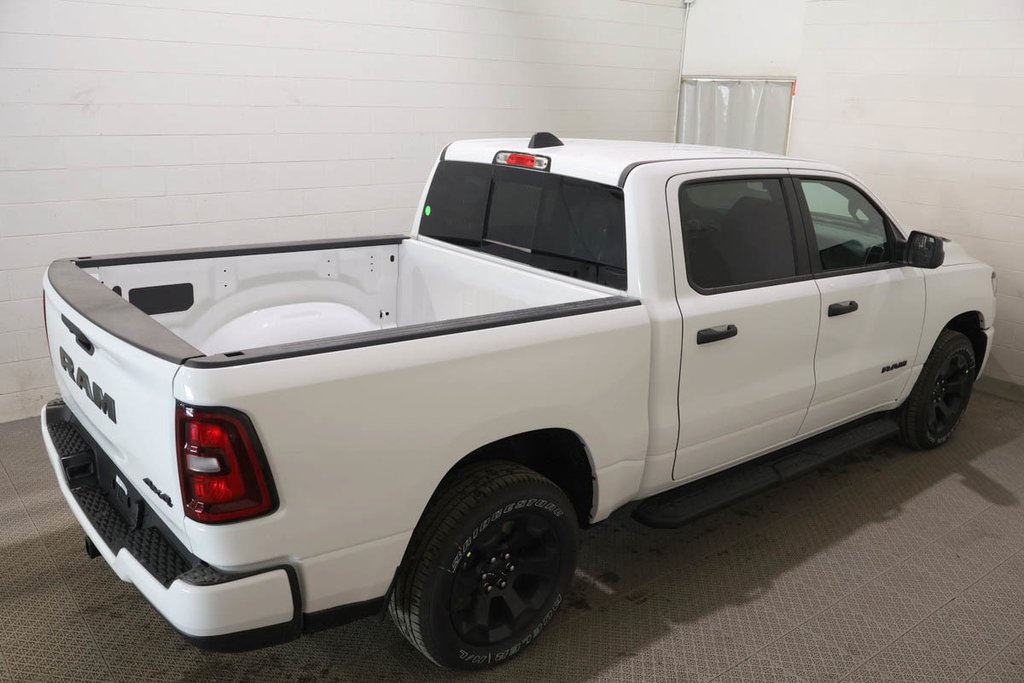 2026 Ram 1500 EXPRESS in Terrebonne, Quebec - 6 - w1024h768px