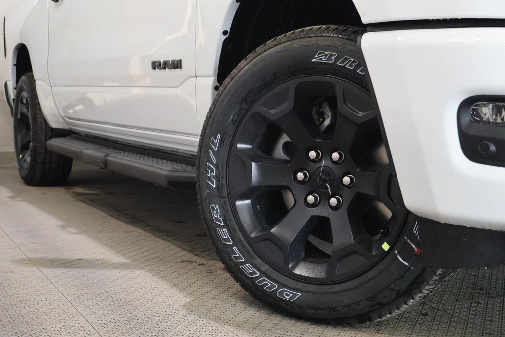 2026 Ram 1500 EXPRESS in Terrebonne, Quebec - 7 - w1024h768px