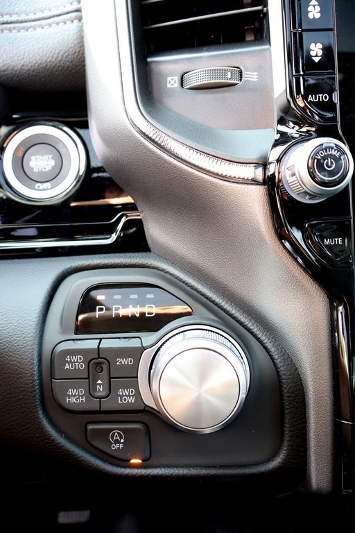 Ram 1500 SPORT 2026 à Terrebonne, Québec - 14 - w1024h768px