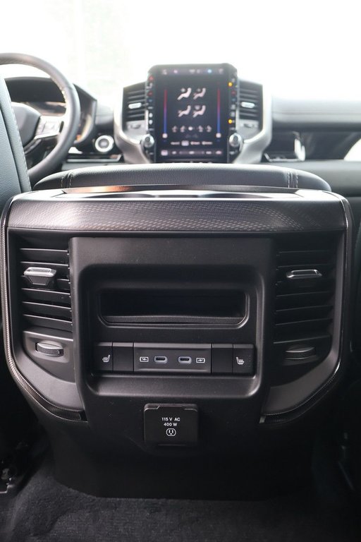 2026 Ram 1500 SPORT in Terrebonne, Quebec - 21 - w1024h768px