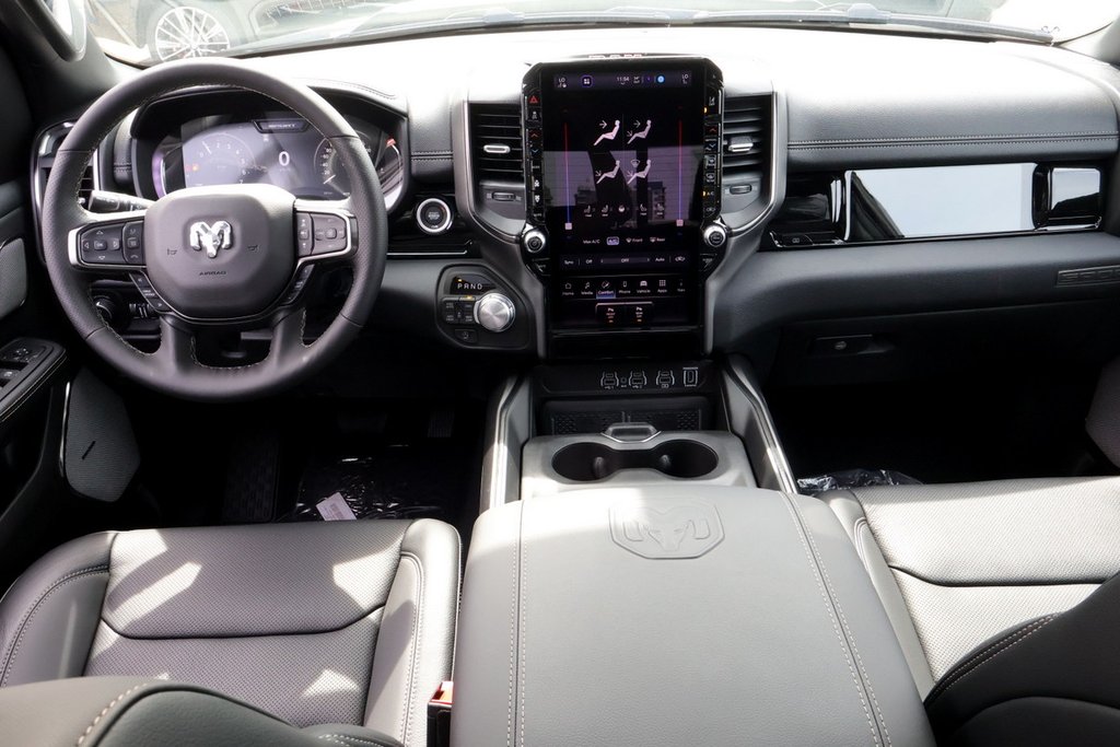 Ram 1500 SPORT 2026 à Terrebonne, Québec - 11 - w1024h768px