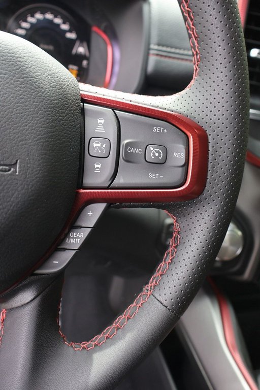 Ram 1500 REBEL 2026 à Terrebonne, Québec - 12 - w1024h768px