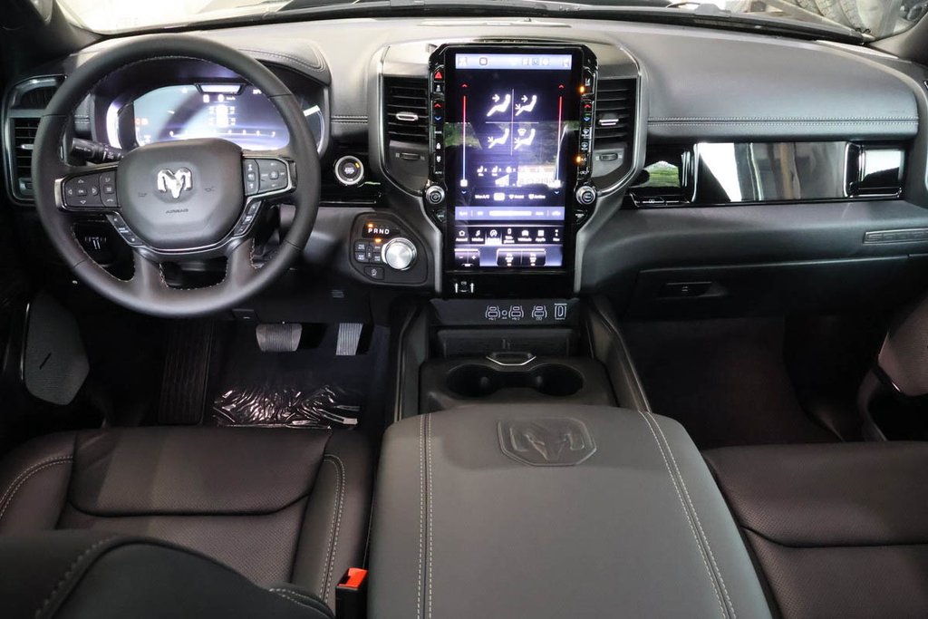 Ram 1500 SPORT 2026 à Terrebonne, Québec - 11 - w1024h768px