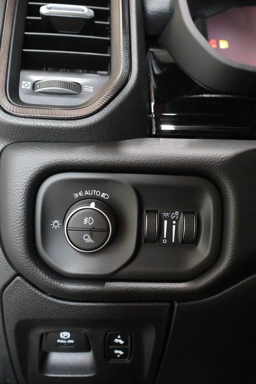 Ram 1500 SPORT 2026 à Terrebonne, Québec - 21 - w1024h768px
