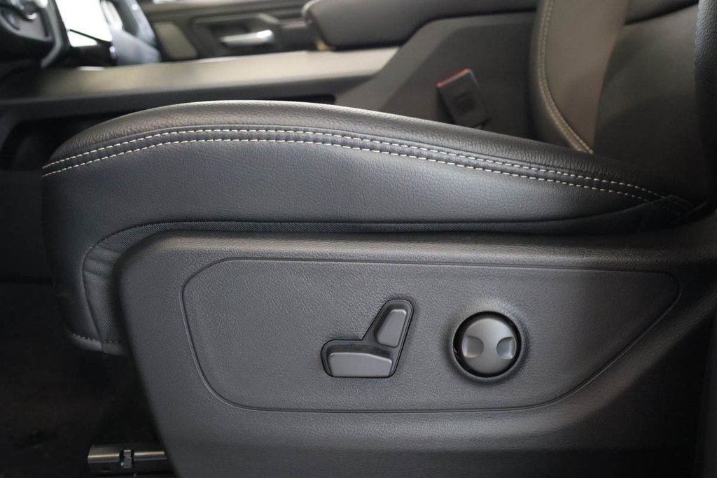 2026 Ram 1500 SPORT in Terrebonne, Quebec - 10 - w1024h768px