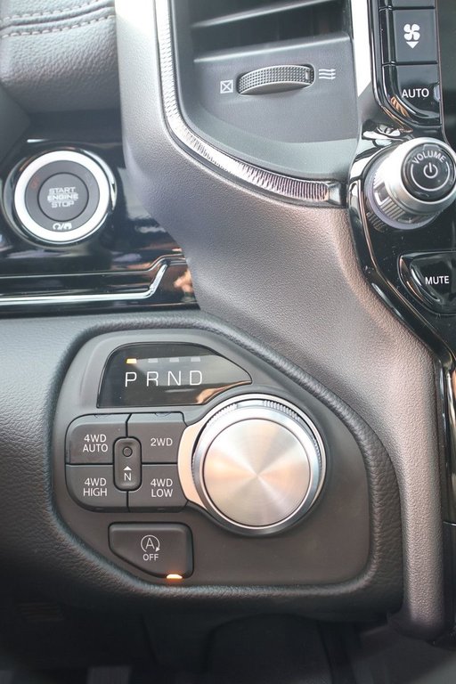 2026 Ram 1500 SPORT in Terrebonne, Quebec - 15 - w1024h768px