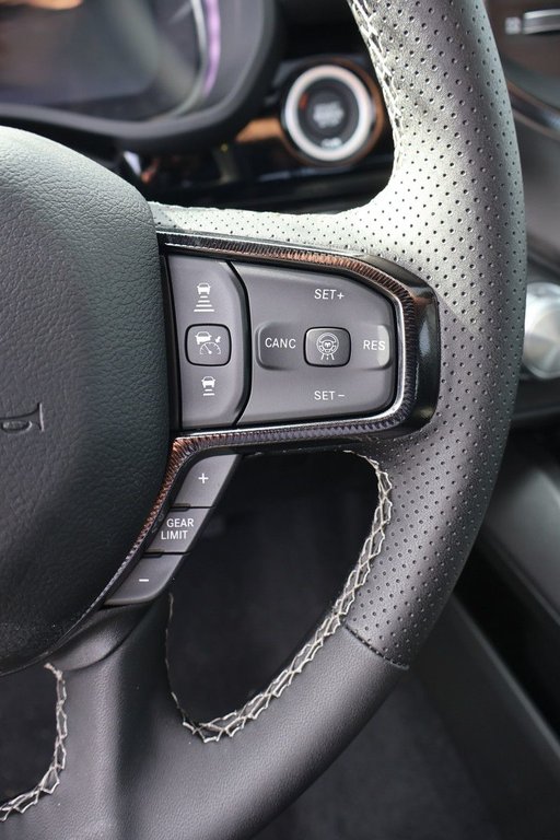 2026 Ram 1500 SPORT in Terrebonne, Quebec - 13 - w1024h768px