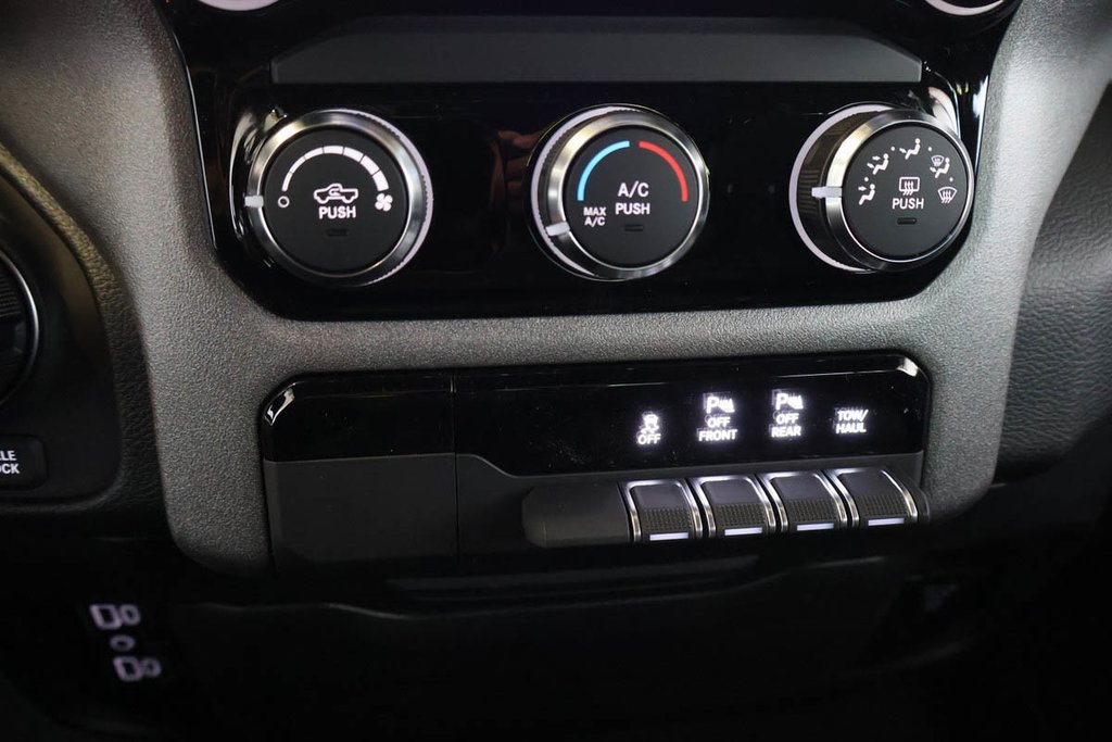 Ram 1500 WARLOCK 2026 à Terrebonne, Québec - 18 - w1024h768px