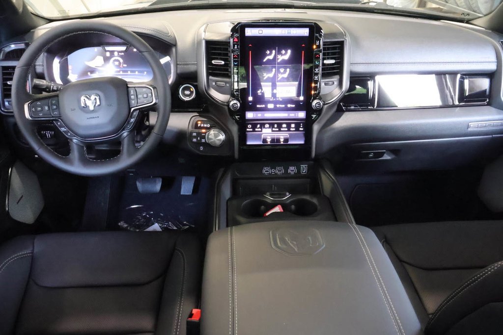 2026 Ram 1500 SPORT in Terrebonne, Quebec - 11 - w1024h768px